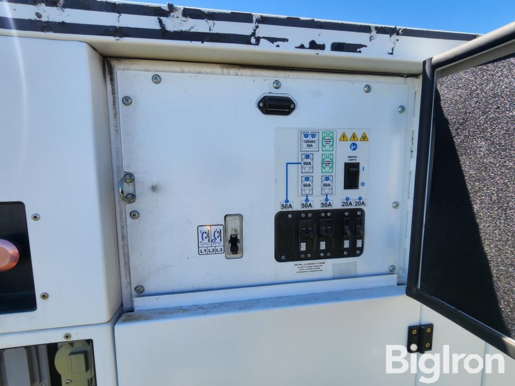 2015-generac-mmg251f4-22kw-portable-generator-image-17