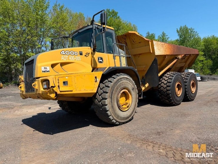 deere-400d-image-1