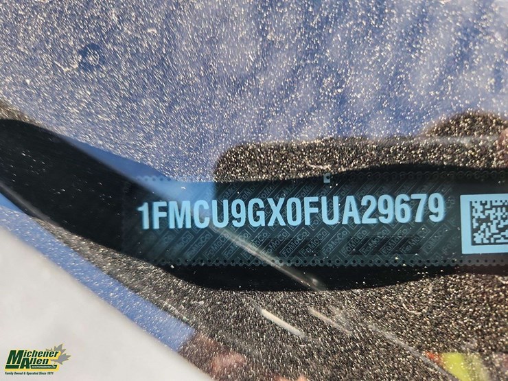 2015-ford-escape-image-32