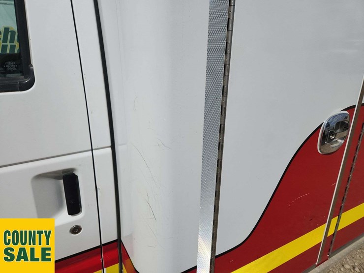 2016-ford-e450-image-38