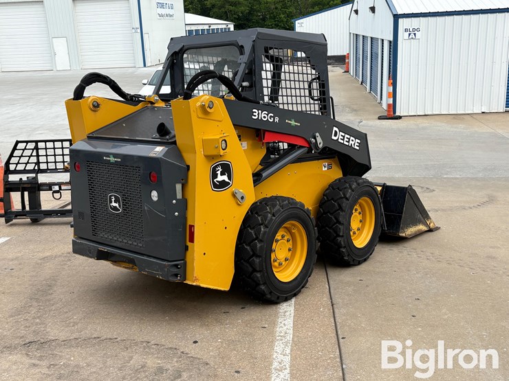 2018-deere-316gr-image-6