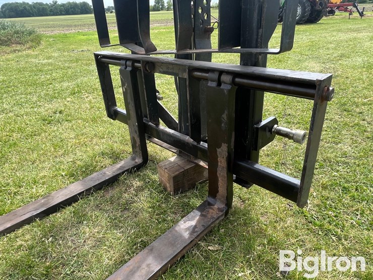 woods-50"-dual-pallet-forks-image-17