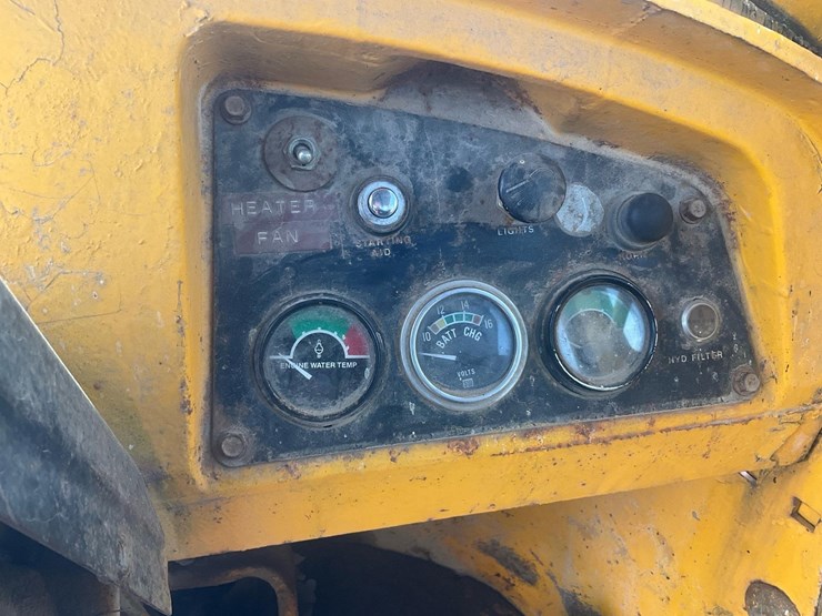 1980-john-deere-644-image-40