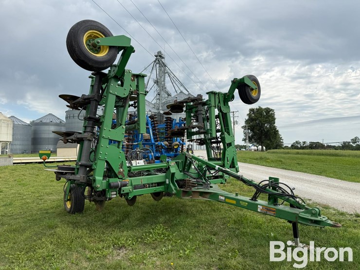 john-deere-2510h-image-3