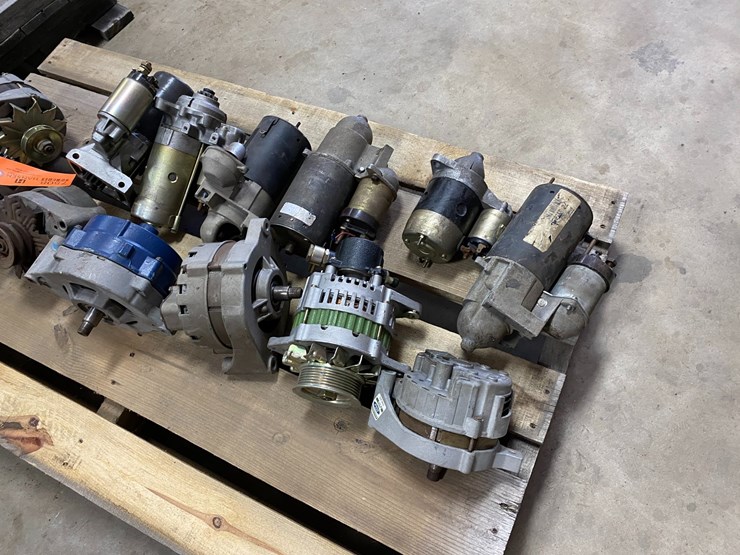#7508-•-pallet-of-starters-and-alternators-(antigo,-wi)-image-12
