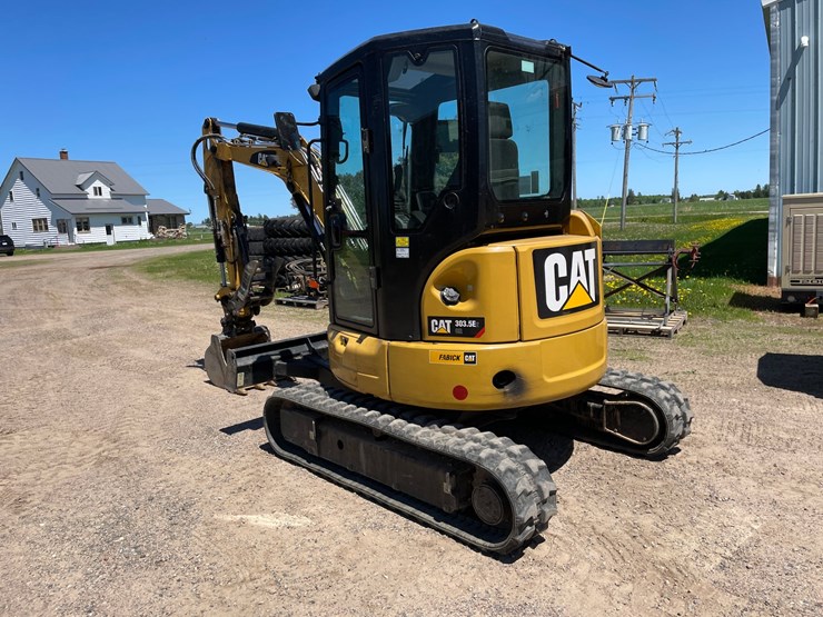 caterpillar-303.5e2-cr-image-9