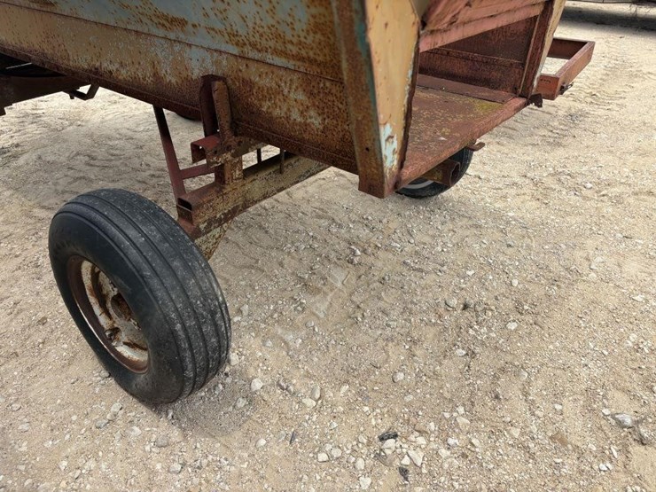 l2---pull-behind-grain-wagon-image-5