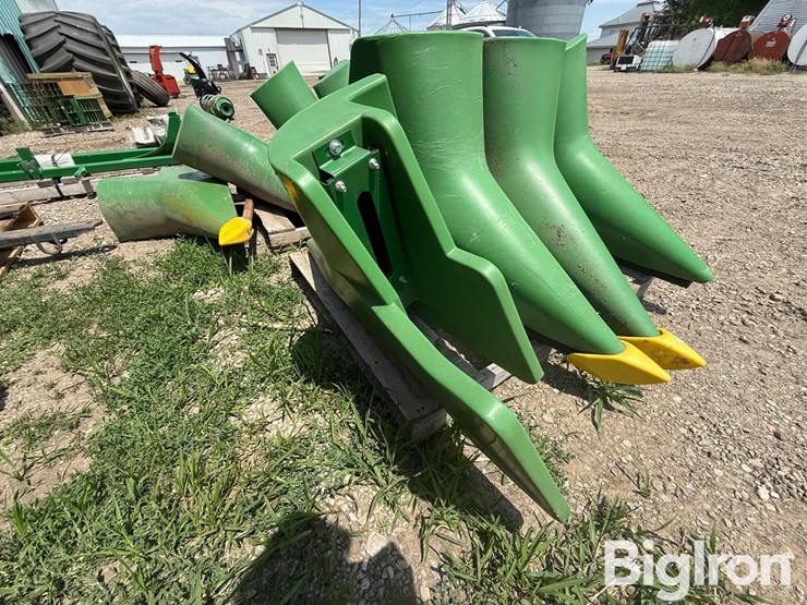 john-deere-platform-head-end-snouts-image-3