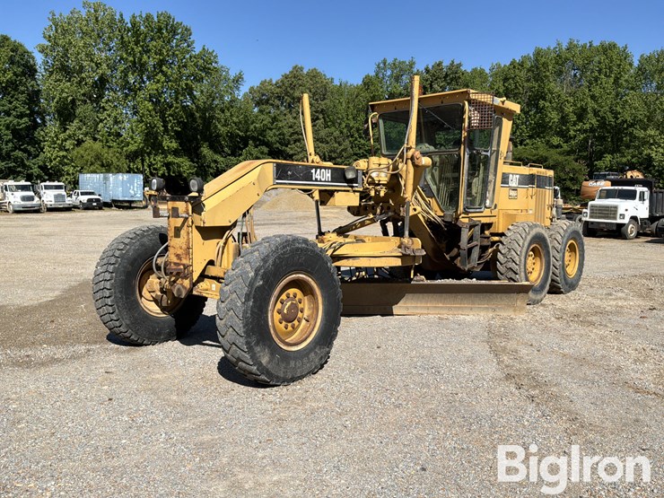 1993-caterpillar-140h-image-1
