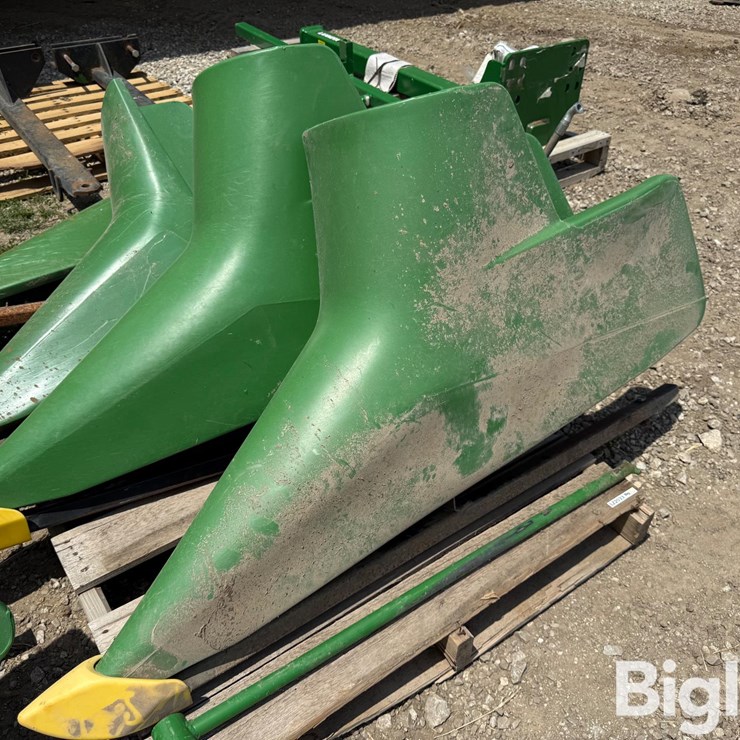 John Deere Platform Head End Snouts