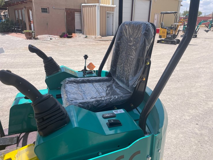 #2656-•-unused-cfg-mini-excavator-image-9