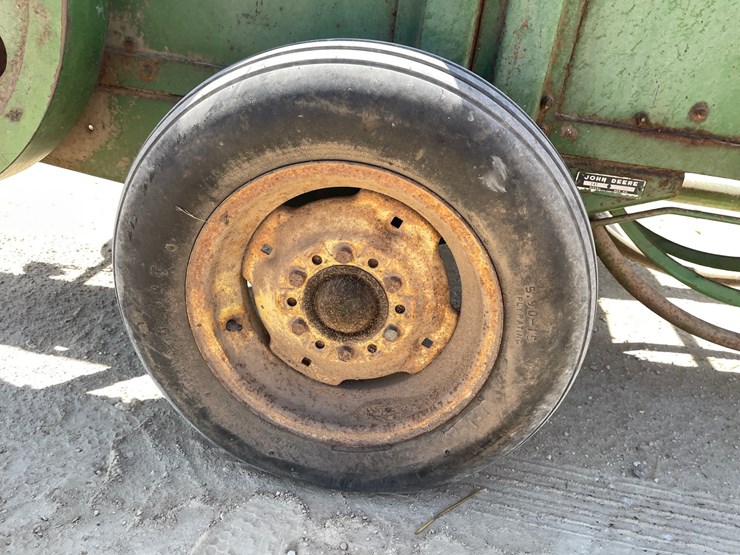 john-deere-14-image-45