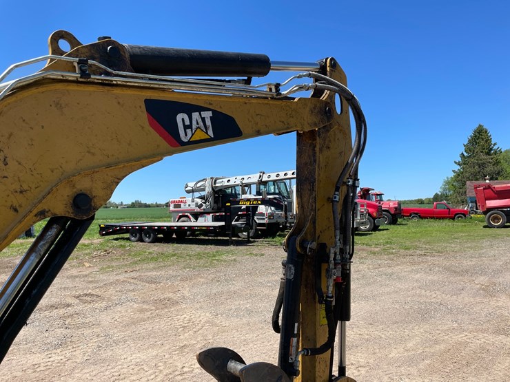 caterpillar-303.5e2-cr-image-47