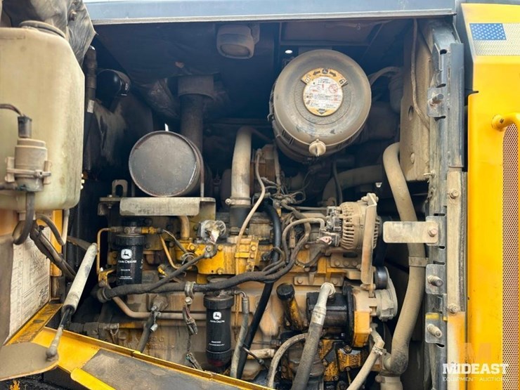 2009-deere-644k-image-16