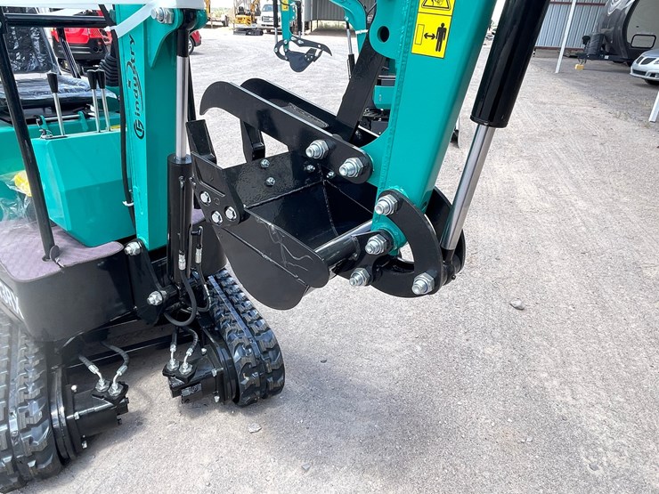 #2653-•-unused-cfg-mini-excavator-image-24
