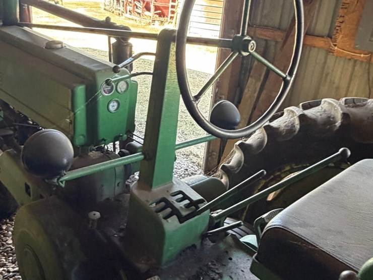 john-deere-b-image-20