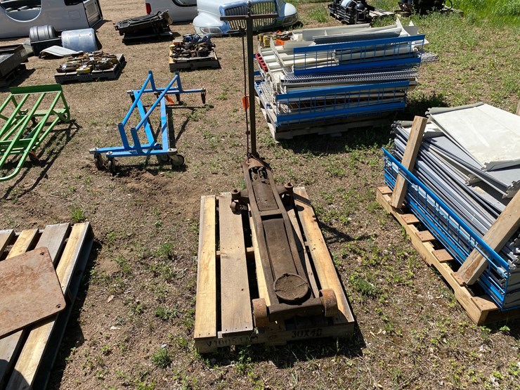 #7500-•-large-shop-jack-(antigo,-wi)-image-2