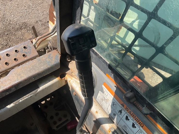 2005-bobcat-s175-image-29