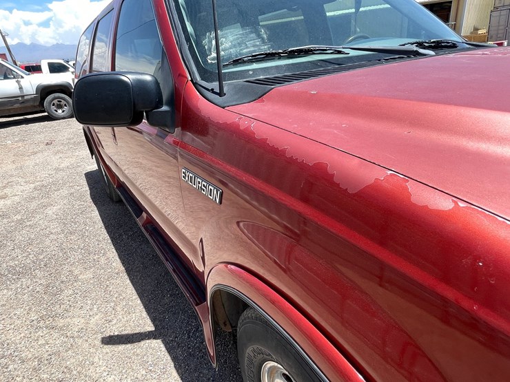 2002-ford-excursion-image-129