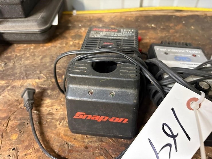 snap-on-charger,-fuel-injector-tester-etc-image-4