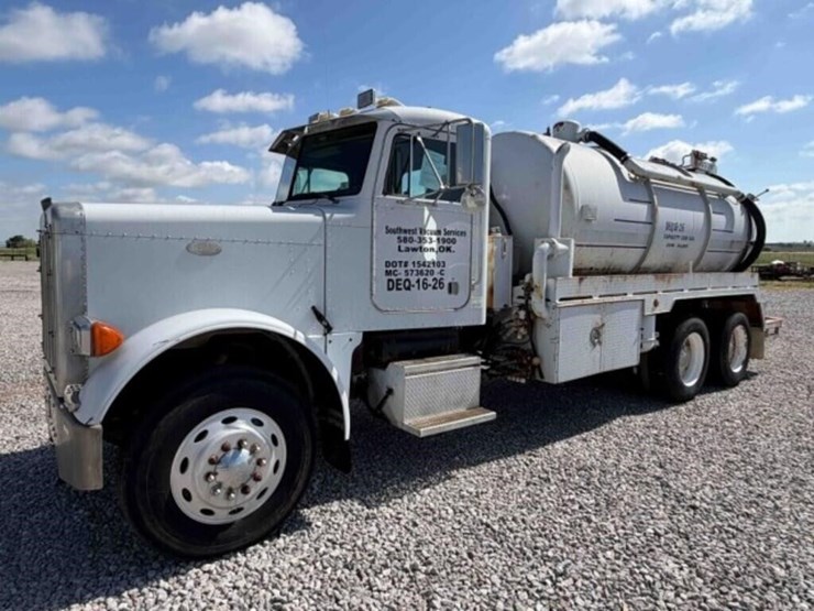 1992-peterbilt-379-image-1