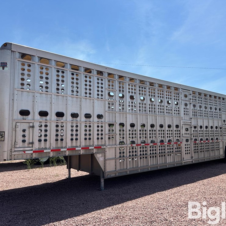2015 EBY LIVESTOCK TRAILER