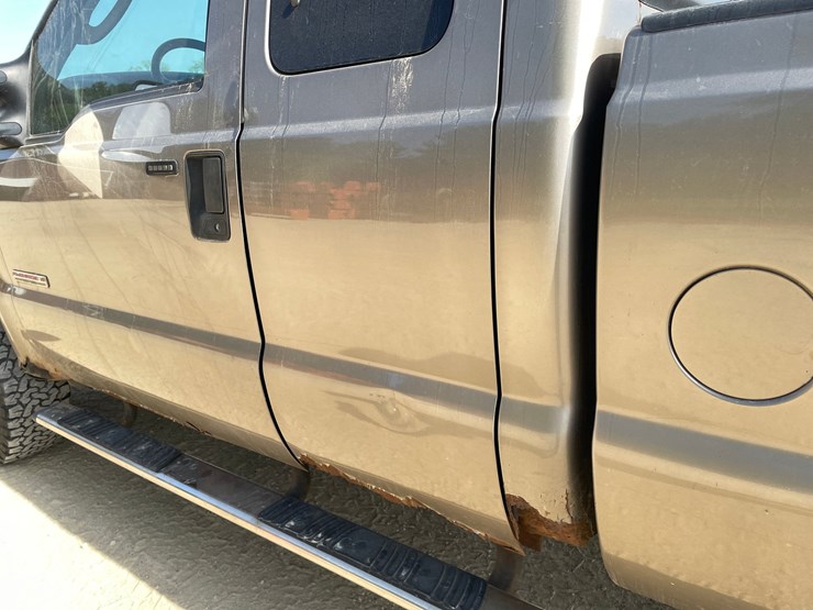 2004-ford-f350-image-18