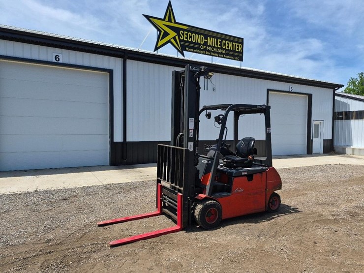 2019-linde-e20-image-1
