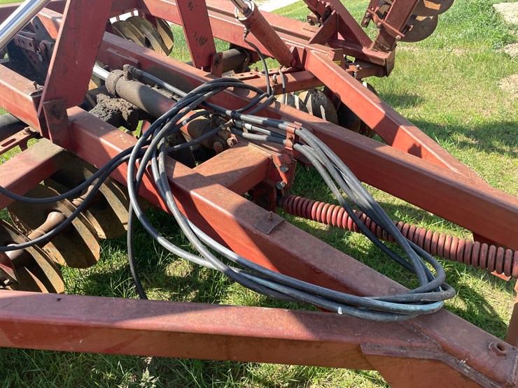 international-490-image-23