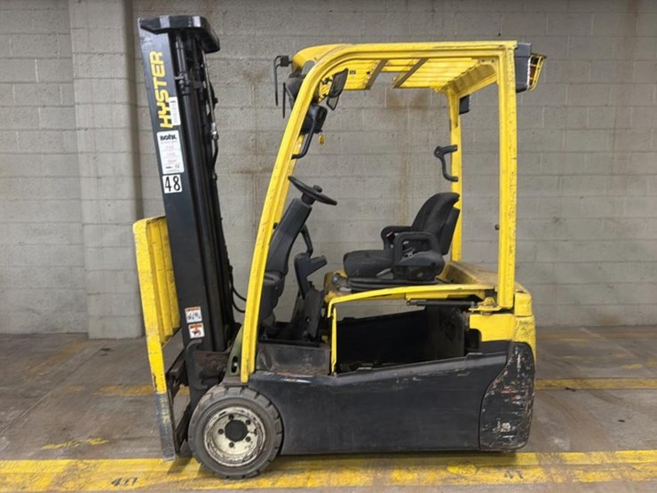 2015-hyster-j40xnt-image-2