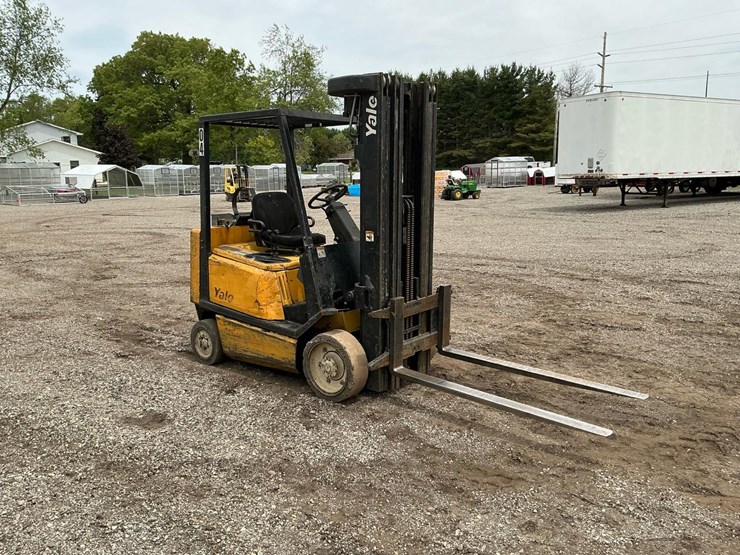#1365-•-1999-yale-glc040rgnuaq088-forklift-image-7