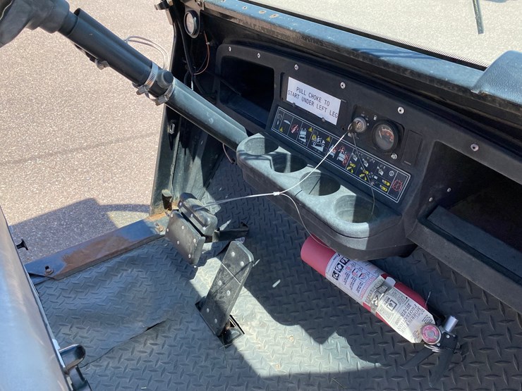 #7413-•-cushman-hauler-1200-golf-cart-(antigo,-wi)-image-30