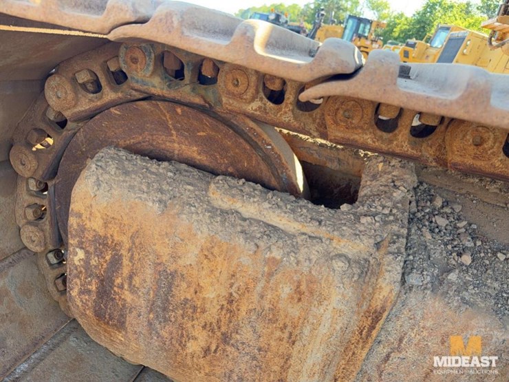 2017-caterpillar-349fl-image-15