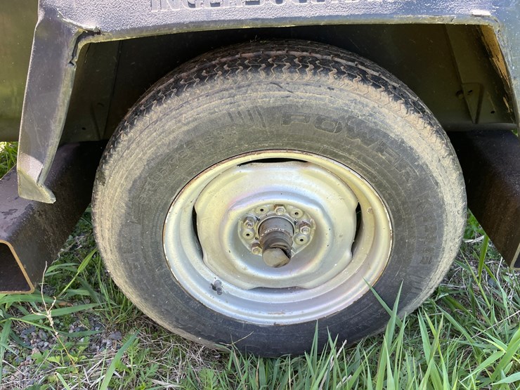 john-deere-4239d-image-21