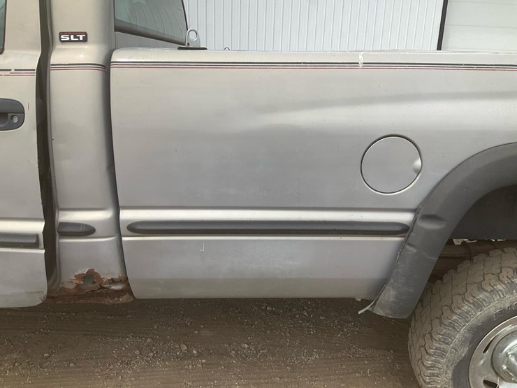 1999-dodge-2500-image-22