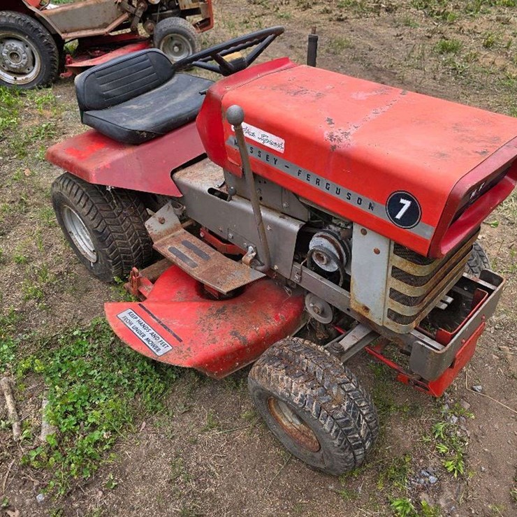 1971 MASSEY-FERGUSON 7
