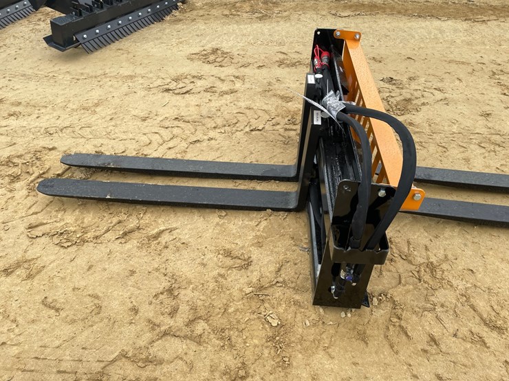 #2221-•-new-wolverine-pallet-fork-with-hydraulic-adjustable-image-7
