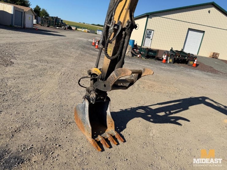 2013-caterpillar-305e-cr-image-10