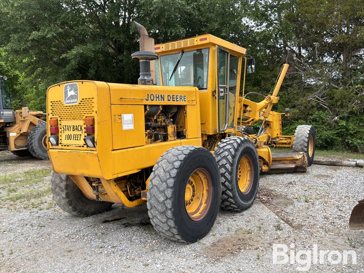 1992-deere-770bh-image-5