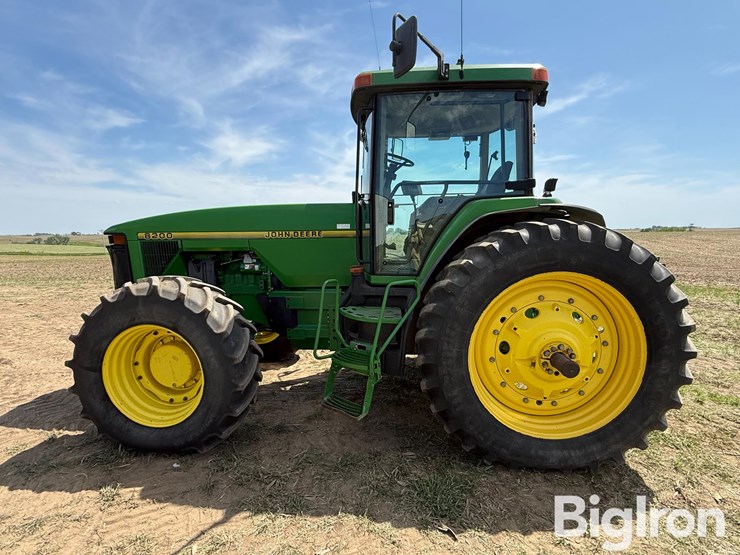1995-john-deere-8200-image-8