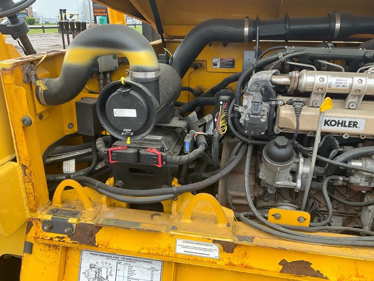 #1353-•-2020-sellick-stm-55k4-forklift-image-24