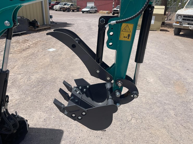 #2660-•-unused-cfg-mini-excavator-image-24