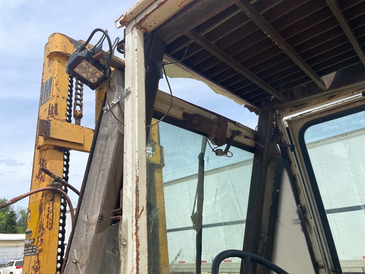 #302-•-liftmaster-rough-terrain-forklift-(boyceville-wi)-image-58