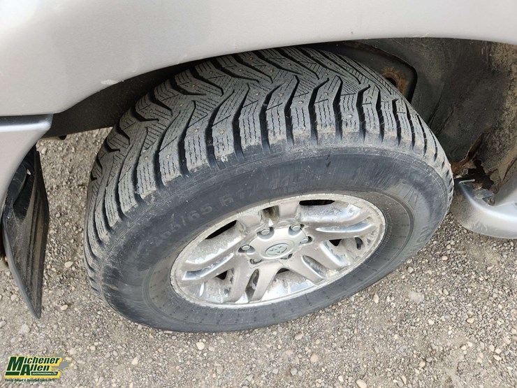 2002-toyota-sequoia-limited-image-12