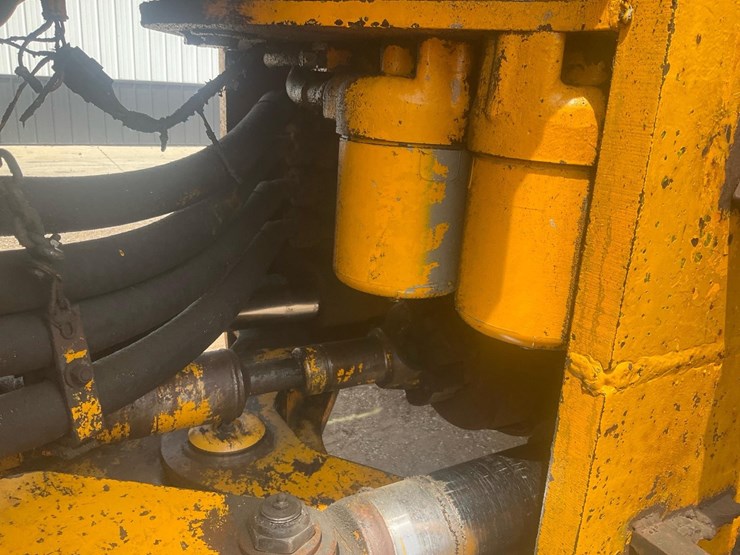1980-john-deere-644-image-51