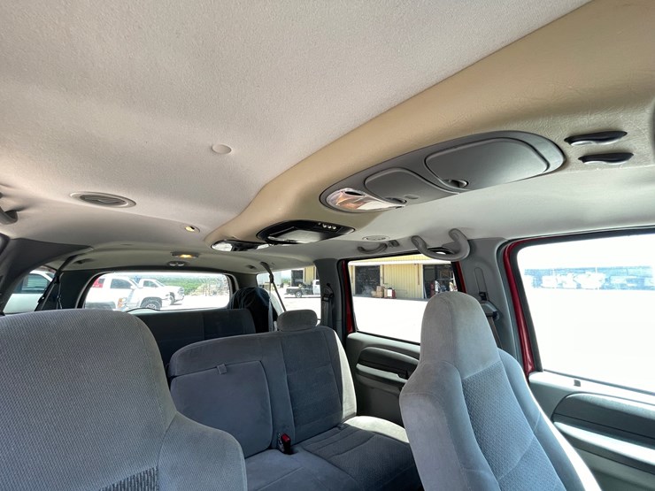 2002-ford-excursion-image-83