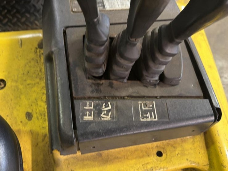 2007-hyster-e50z-image-21