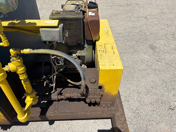 4-station-closing-unit,-skidded-image-5