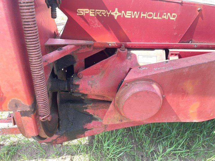 new-holland-273-image-22
