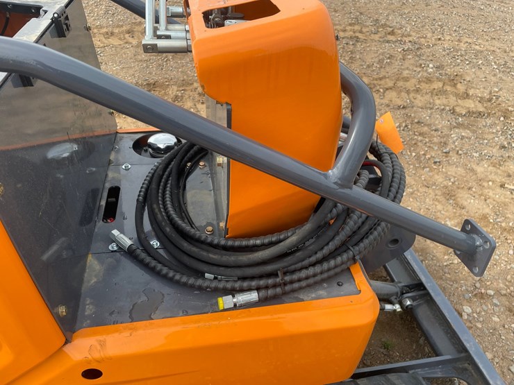 #2017-•-unused-2026-landhonor-mini-excavator-image-7